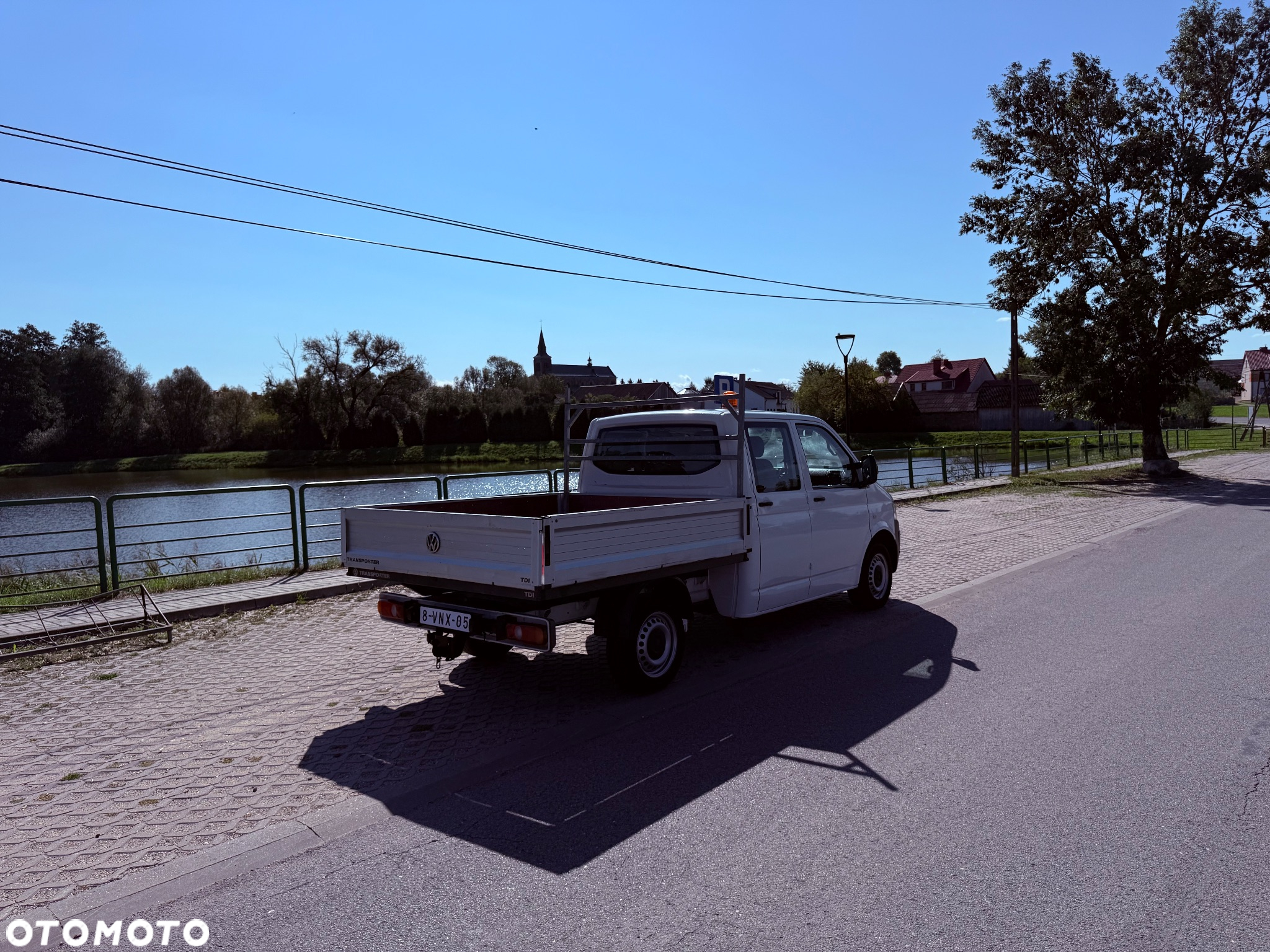 Volkswagen TRANSPORTER T5 2.0TDI CR 102KM - 19