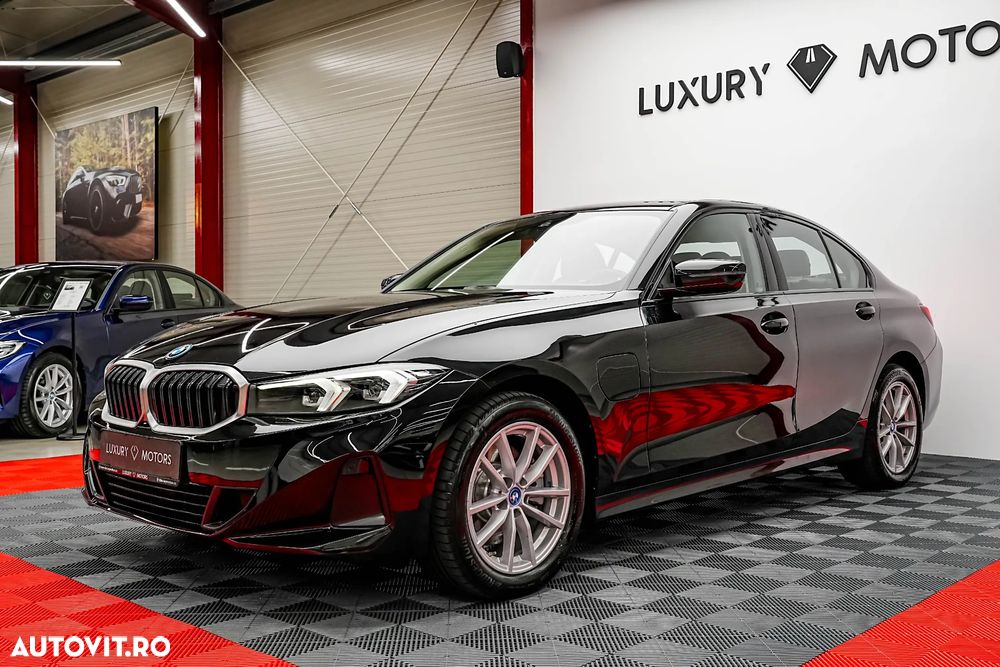 BMW Seria 3 320e Aut. Sport Line - 1