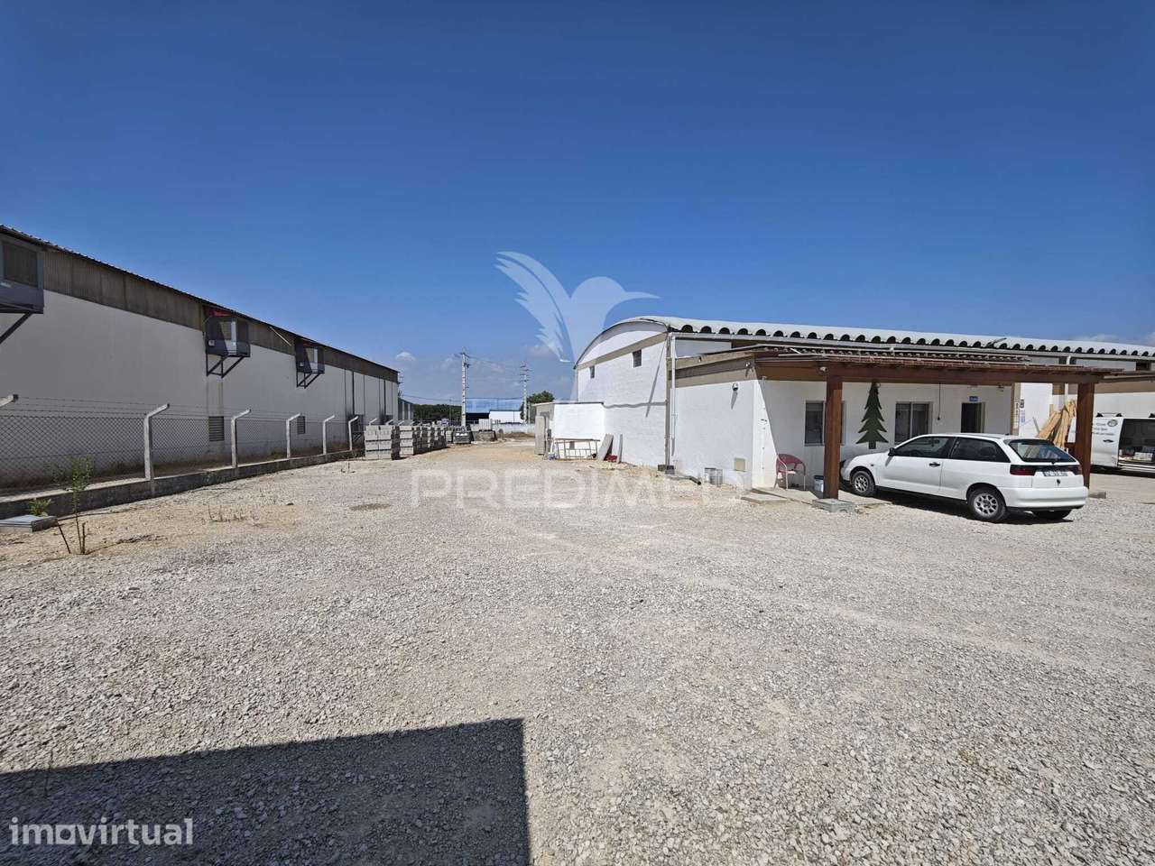 Armazém na Zona Industrial de Muge, Salvaterra de Magos - Grande imagem: 2/10