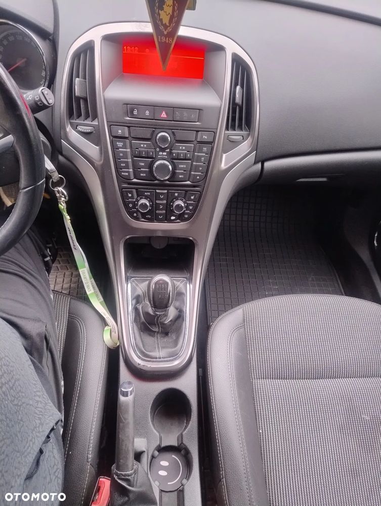Opel Astra IV 2.0 CDTI Sport S&S - 13