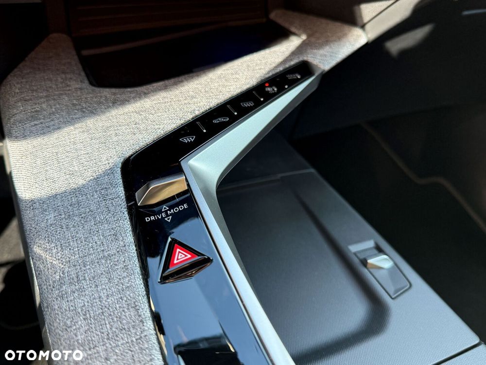 Peugeot 5008 1.2 PureTech mHEV GT S&S e-DCS6 - 15