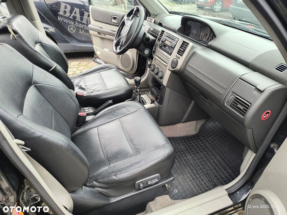 Nissan X-Trail 2.2 dCi Sport - 14