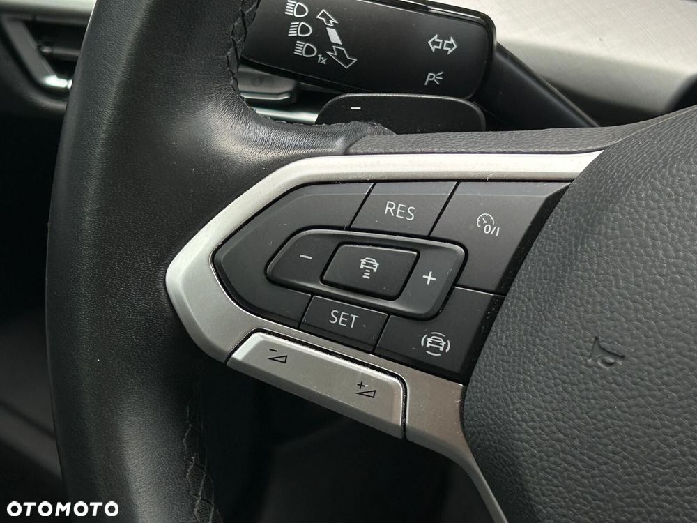 Volkswagen Golf Variant 2.0 TDI Life DSG - 22