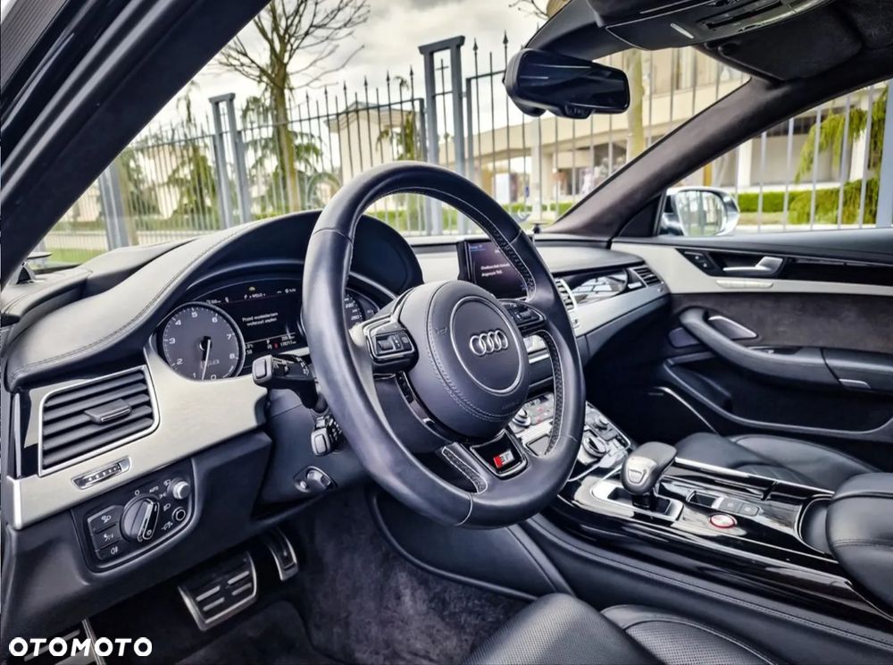Audi S8 - 19