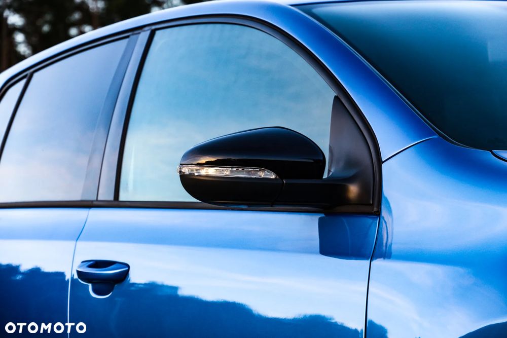 Volkswagen Golf - 16