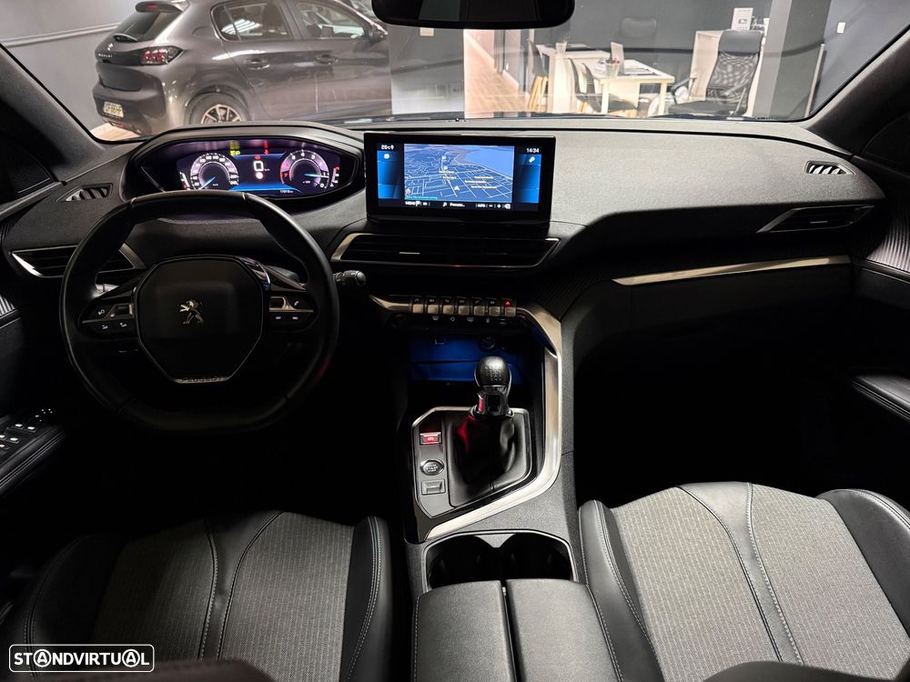 Peugeot 3008 PureTech 130 Stop & Start GPF Allure - 19