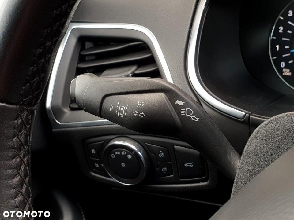 Ford S-Max - 19