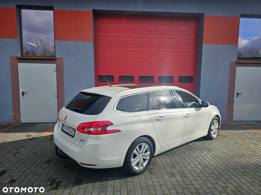 Peugeot 308 SW BlueHDi 120 Stop & Start Style - 4