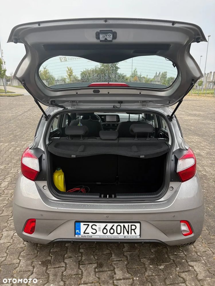Hyundai i10 - 10