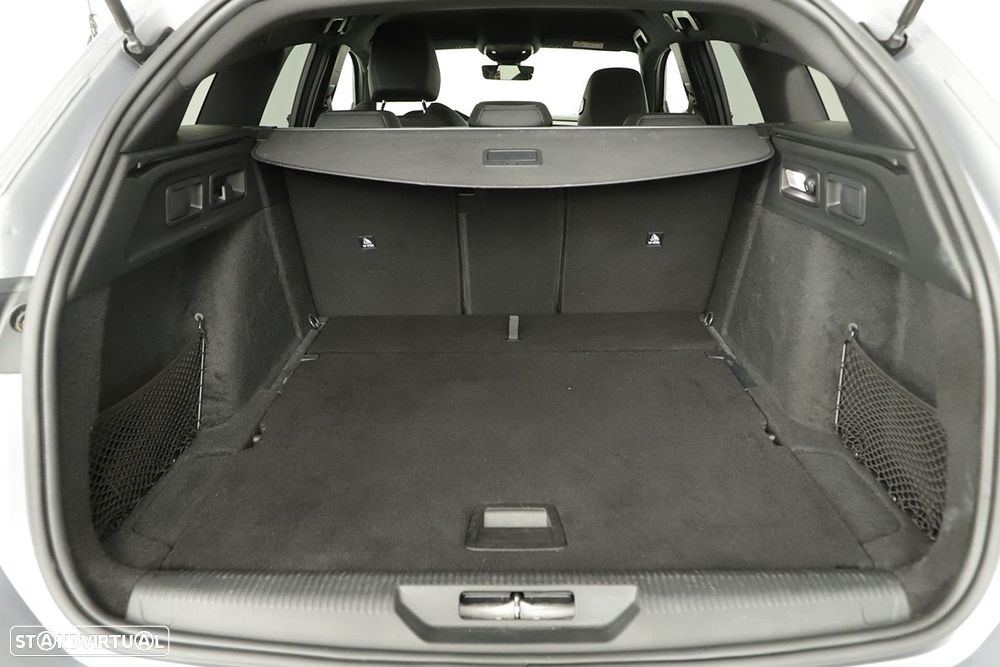 Peugeot 308 SW 1.2 PureTech GT EAT8 - 23