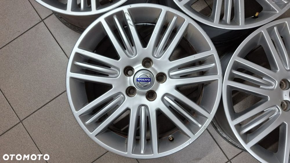 Felgi Aluminiowe 17 Volvo S60 V60 S80 5x108 ET 55 Meissa - 2