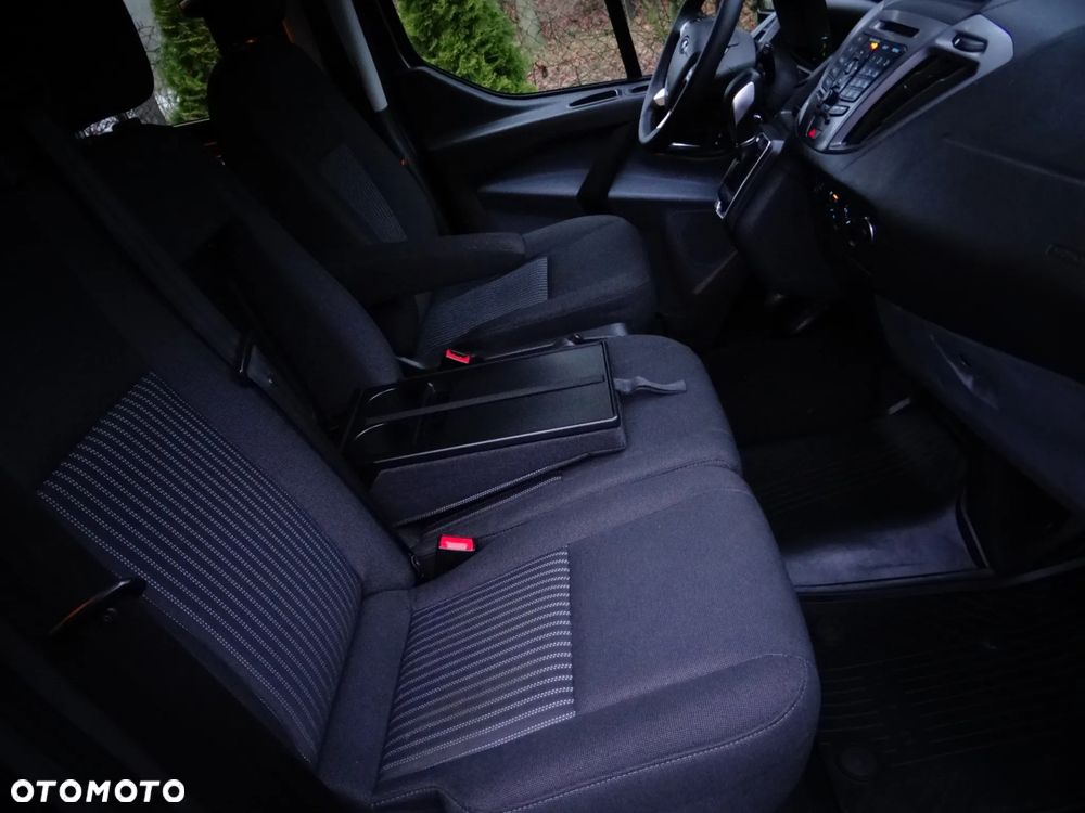 Ford Transit Custom - 33