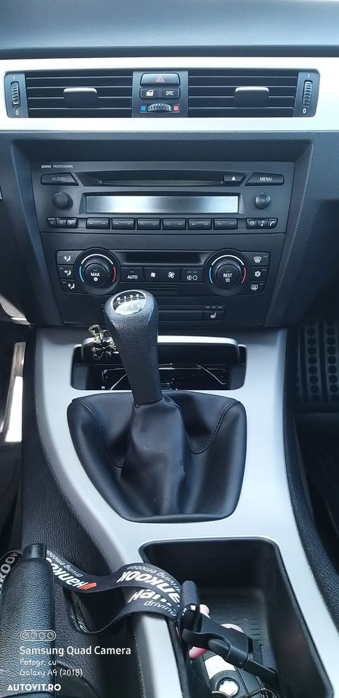 BMW Seria 3 318d DPF - 11