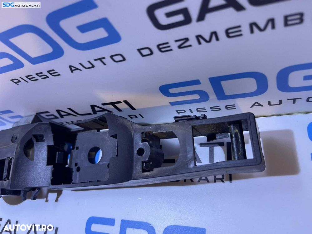 Suport Maner Interior Usa Portiera Stanga Spate Renault Laguna 3 2007 - 2014 Cod 226524 - 2