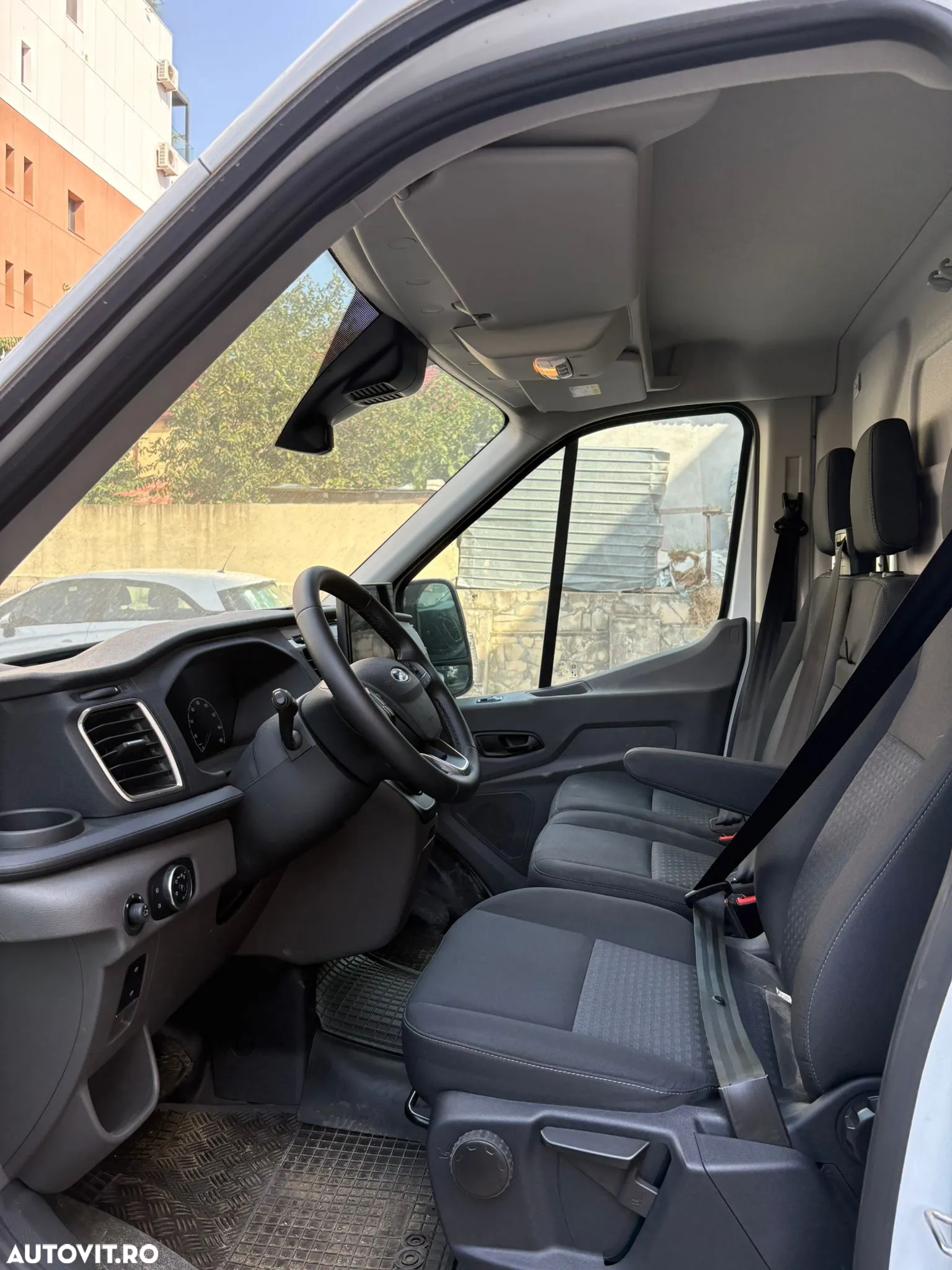 Ford Transit - 9