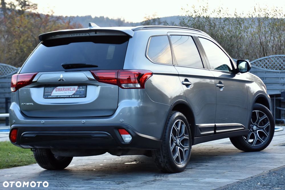 Mitsubishi Outlander 2.0 4WD CVT Diamant Edition+ - 18