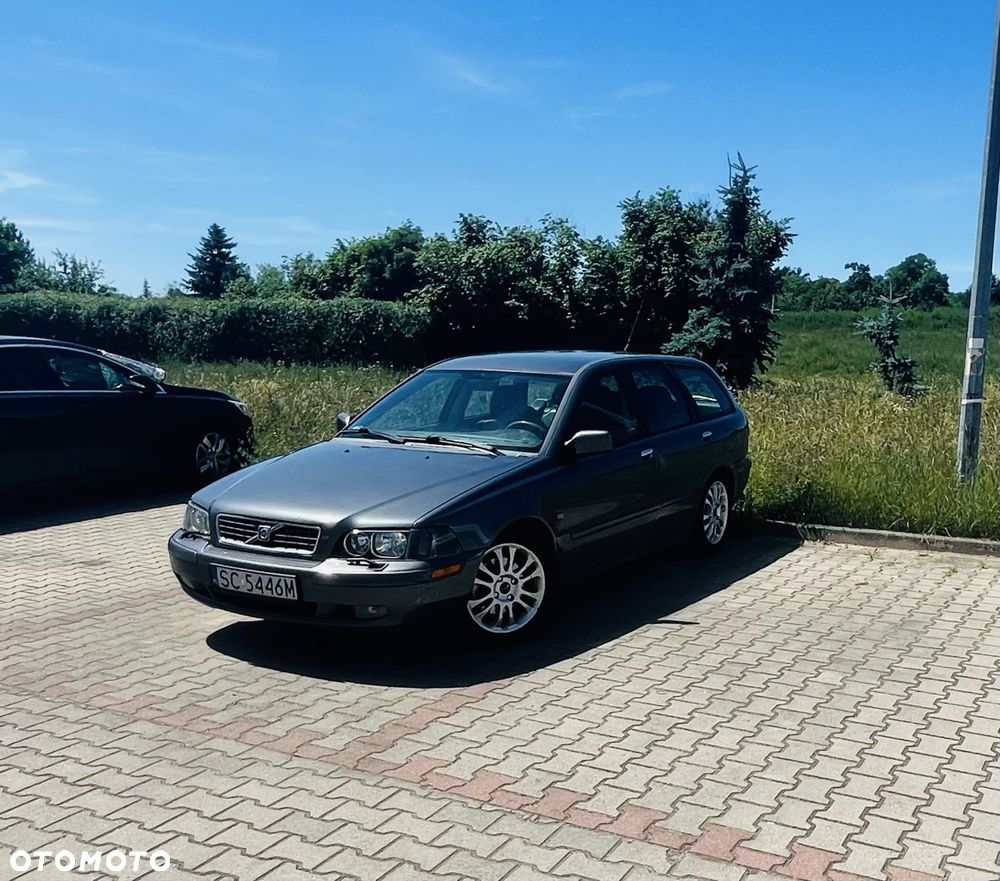 Volvo V40 - 2