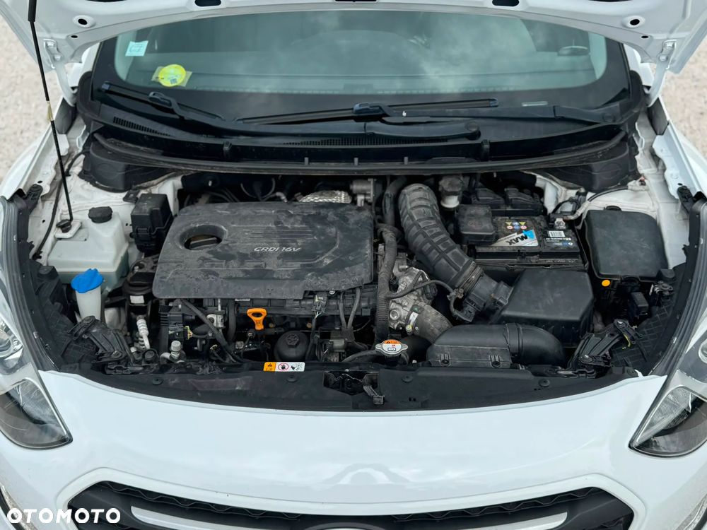 Hyundai i30 1.6 CRDI Intro Edition - 24