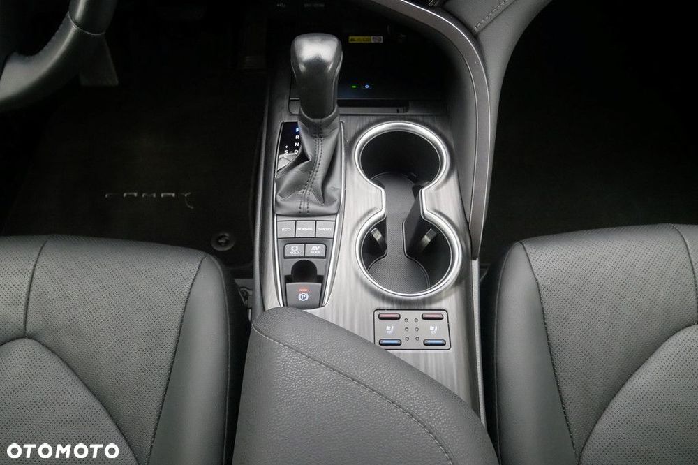 Toyota Camry 2.5 Hybrid Executive CVT - 11