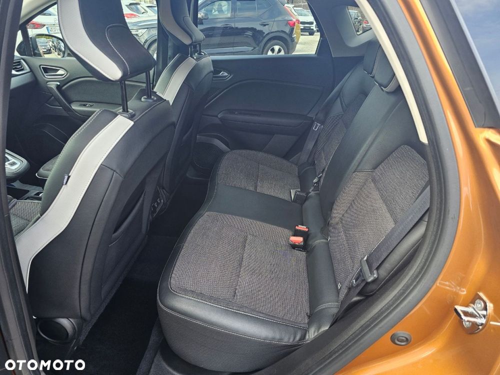 Renault Captur - 16