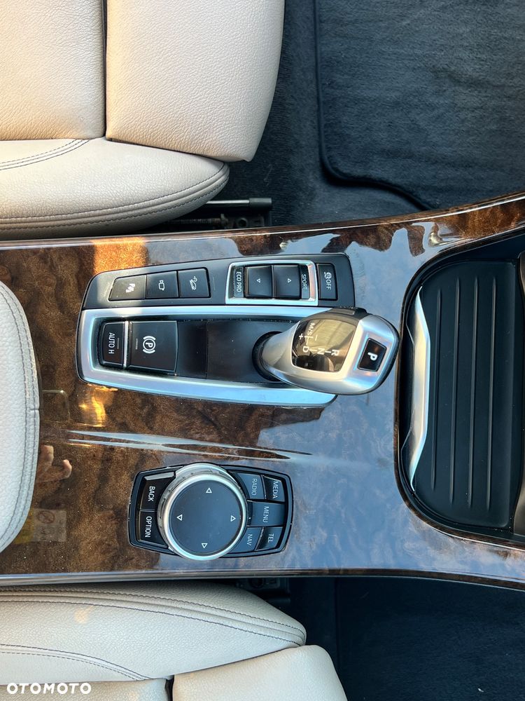 BMW X4 xDrive20d - 38