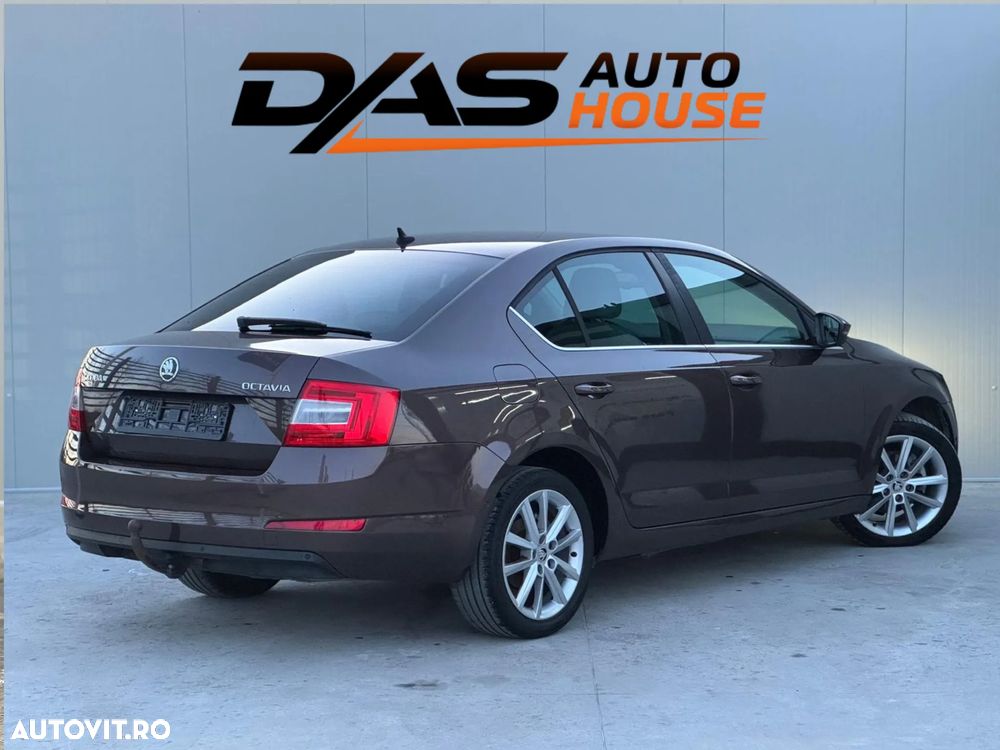 Skoda Octavia 1.6 TDI DSG Style - 8