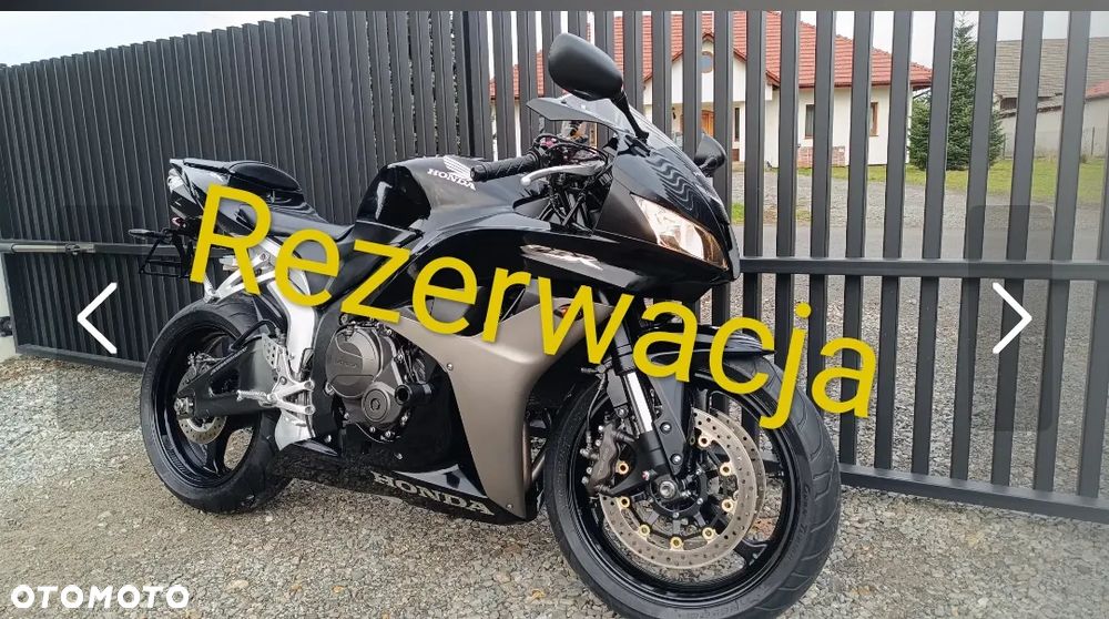 Honda CBR - 1