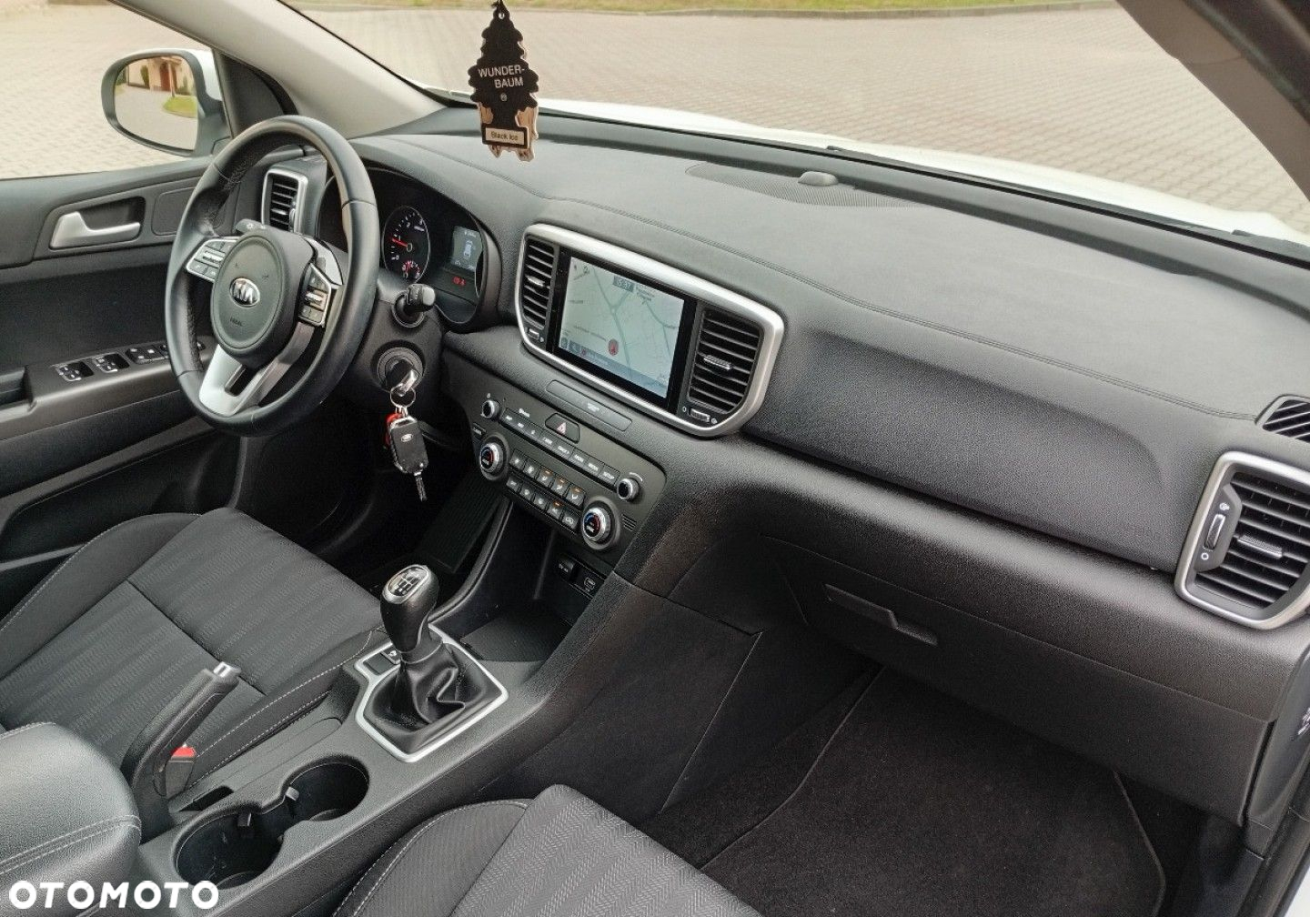 Kia Sportage - 16