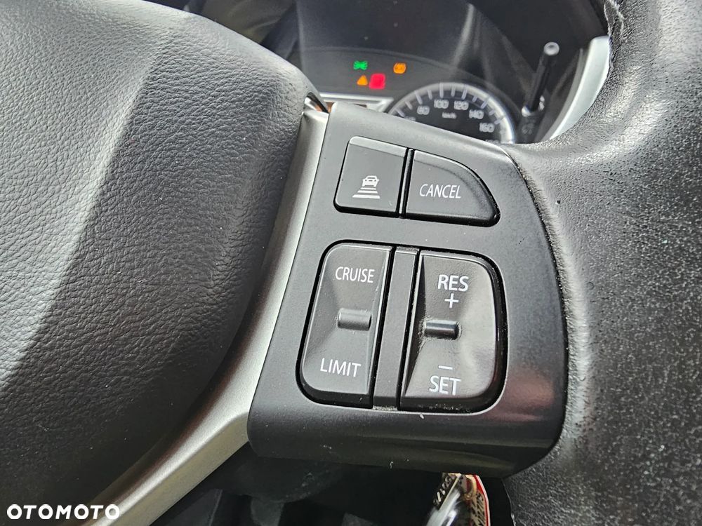 Suzuki Vitara 1.6 Comfort 4WD - 24