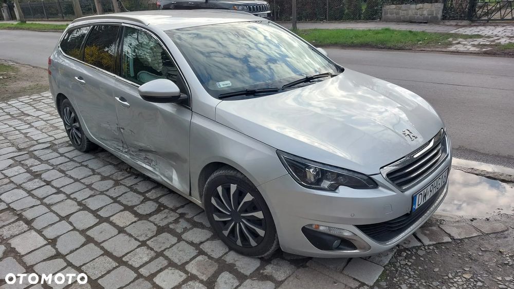Peugeot 308 2.0 Blue HDi Allure S&S - 3