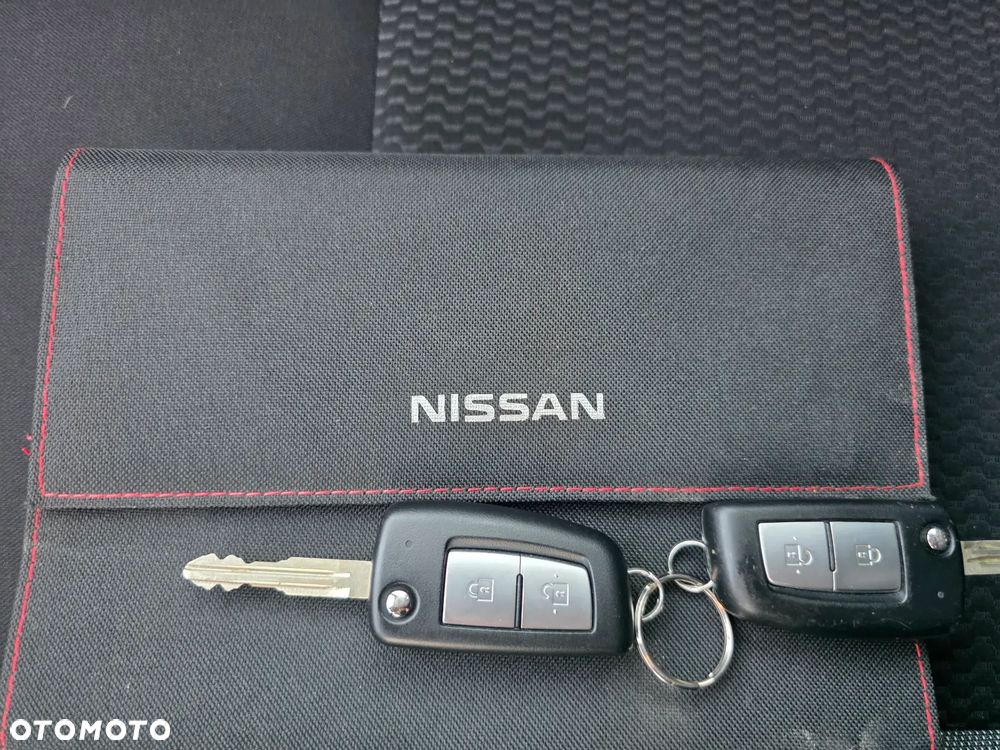 Nissan Qashqai 1.3 DIG-T AKARI - 26
