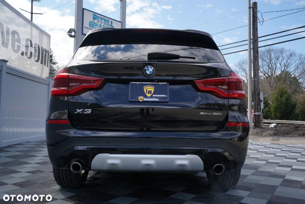 BMW X3 xDrive30i Advantage sport - 9