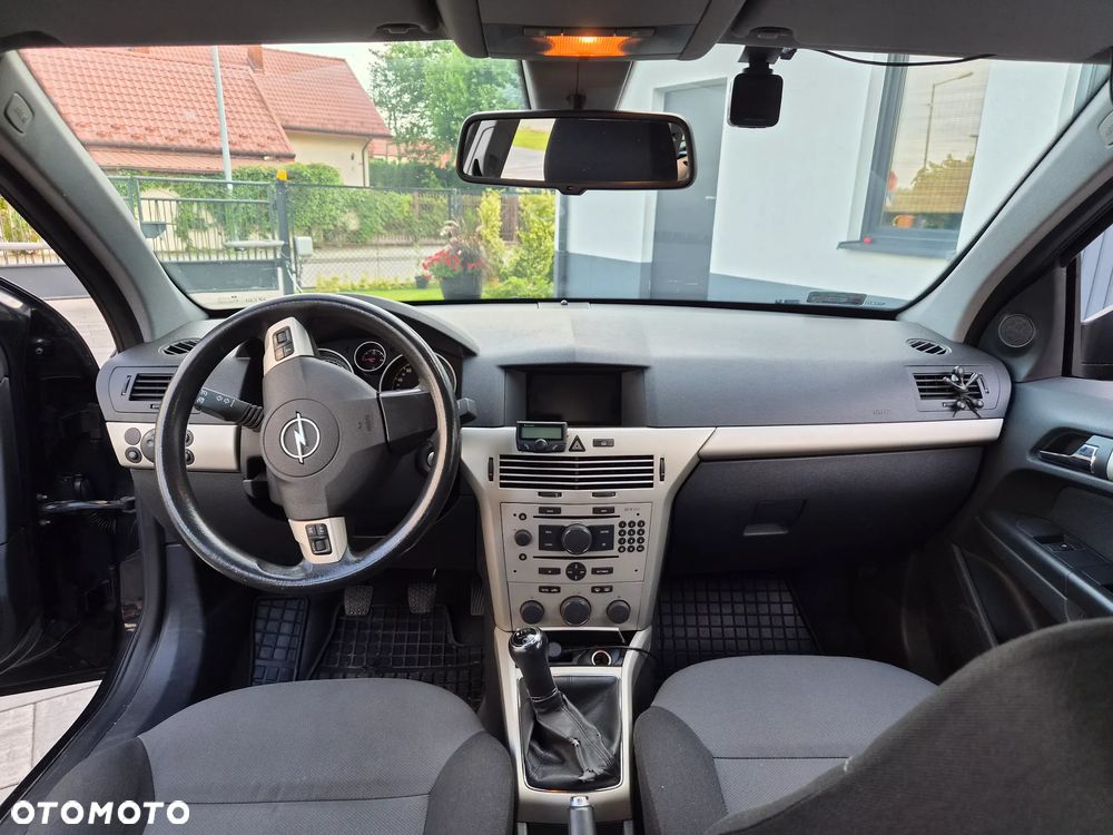 Opel Astra 1.7 CDTI Caravan Enjoy - 11