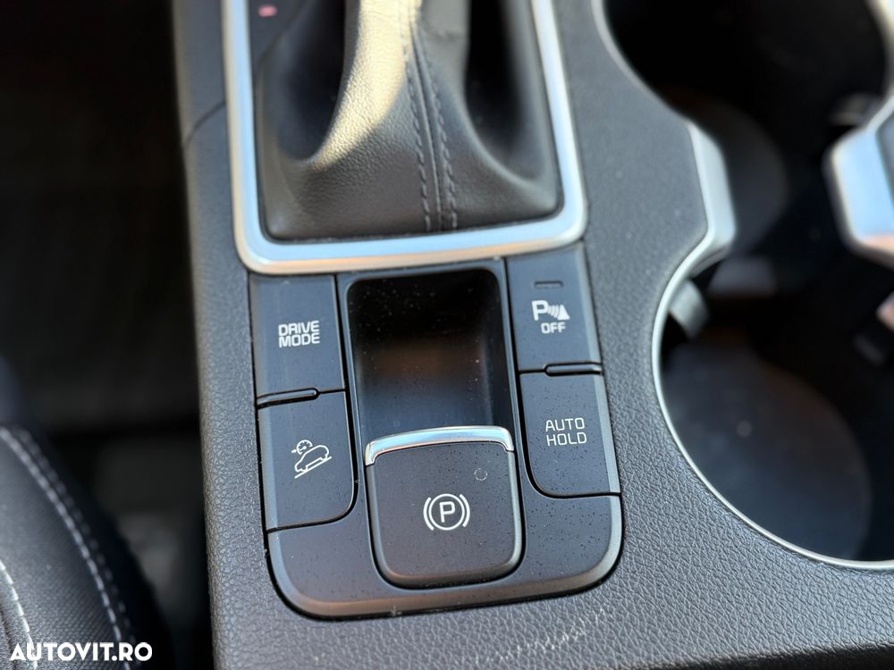 Kia Sportage 1.6 DSL MHEV 7DCT HP 4x2 Style - 10