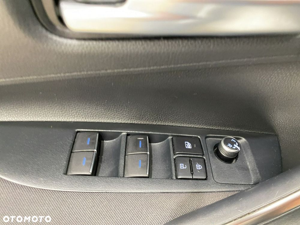 Toyota Corolla - 14