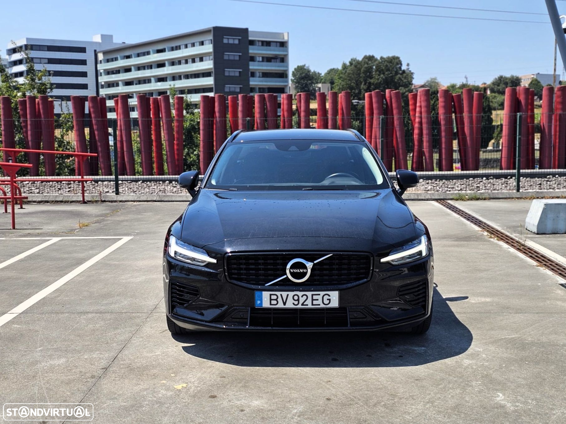 Volvo V60 2.0 T6 AWD TE R-Design Expression - 3