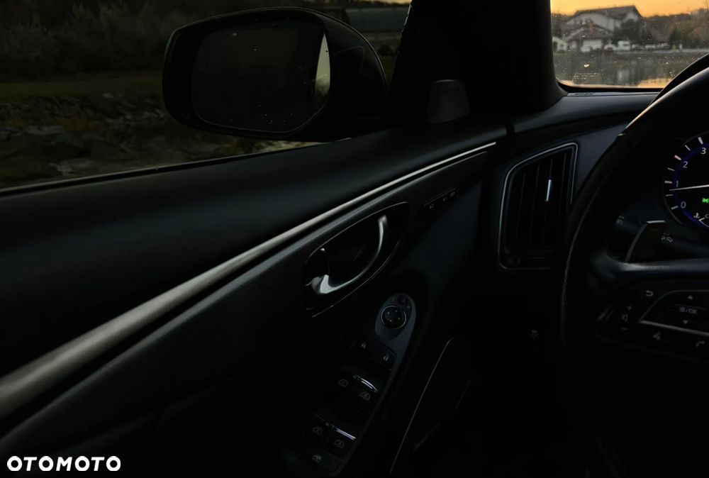 Infiniti Q50 Q50(S) 3.0t Sport Tech - 9