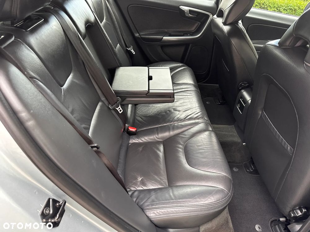 Volvo V60 D4 RDesign - 33