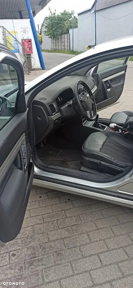 Opel Vectra - 8