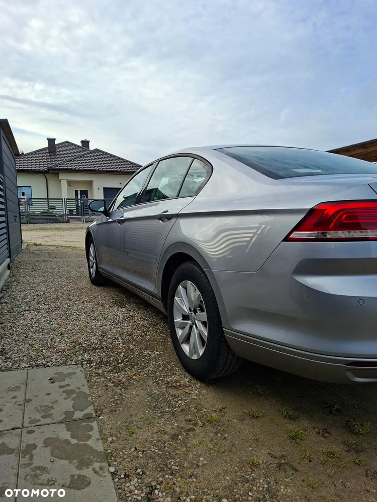 Volkswagen Passat 1.4 TSI BMT Trendline - 4