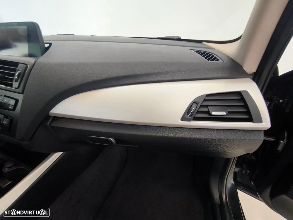 BMW 118 d Line Sport - 44
