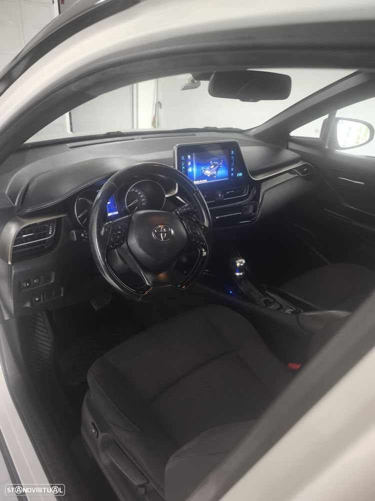 Toyota C-HR 1.8 Hybrid Square Collection - 4