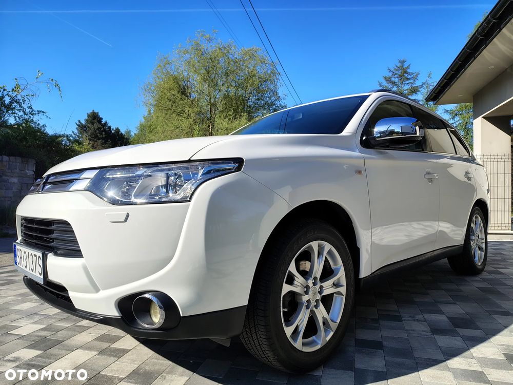 Mitsubishi Outlander 2.0 Intense 2WD - 1