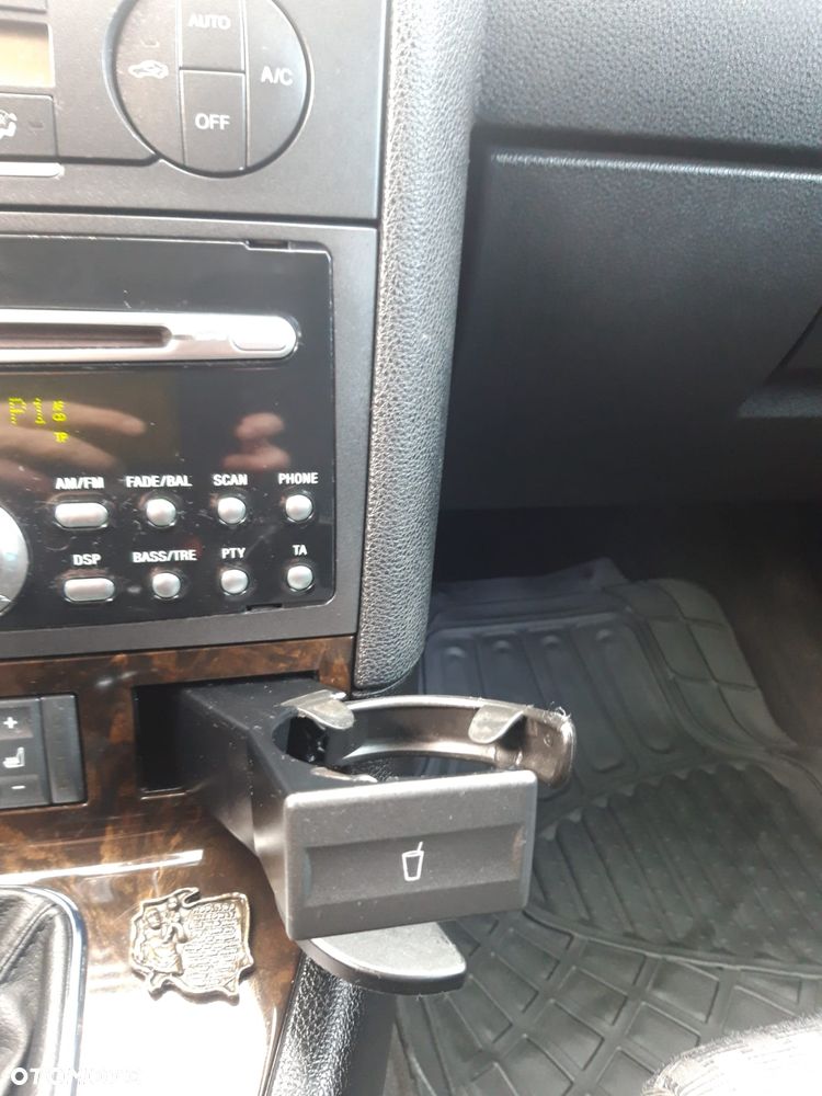 Ford Mondeo 1.8 Ghia - 6