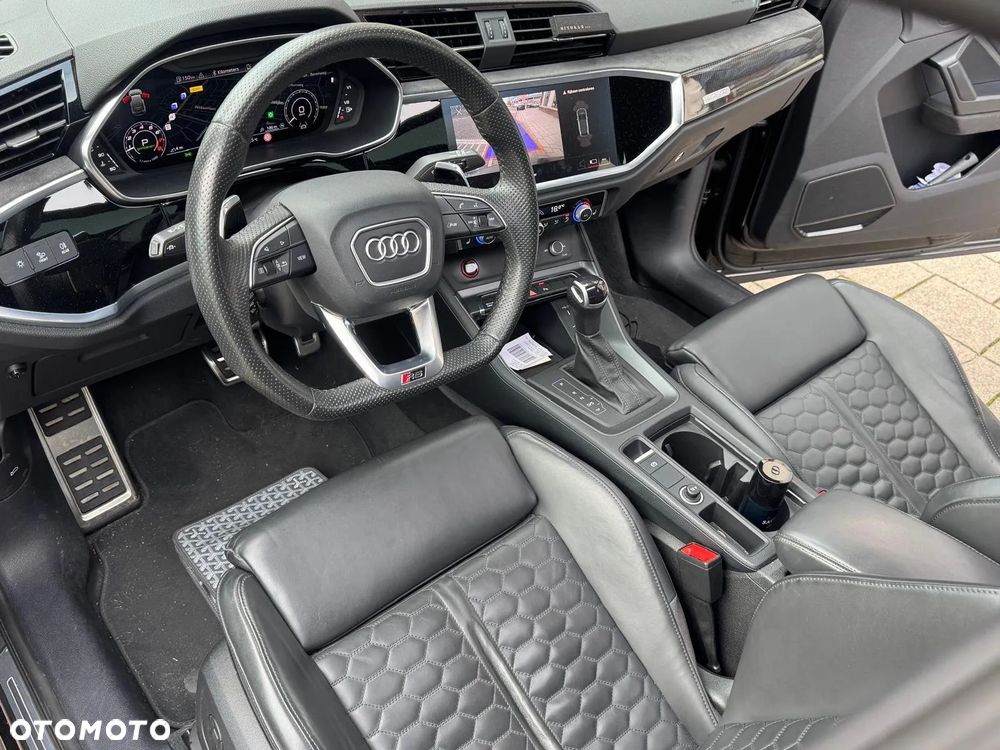 Audi Q3 RS S tronic - 5