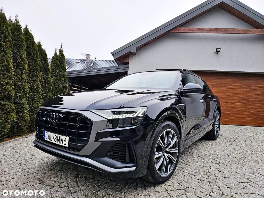 Audi Q8 - 1
