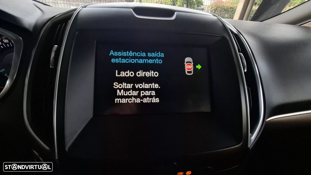 Ford S-Max - 40