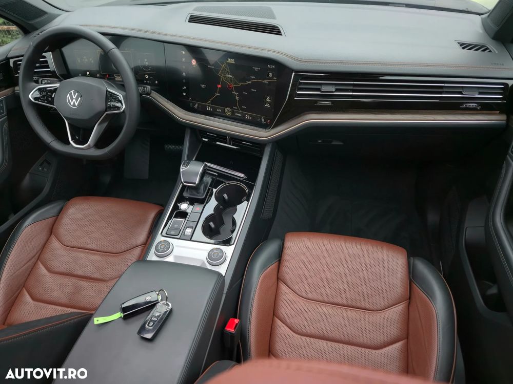 Volkswagen Touareg 3.0 V6 e-Hybrid 4Motion Aut. Atmosphere - 6