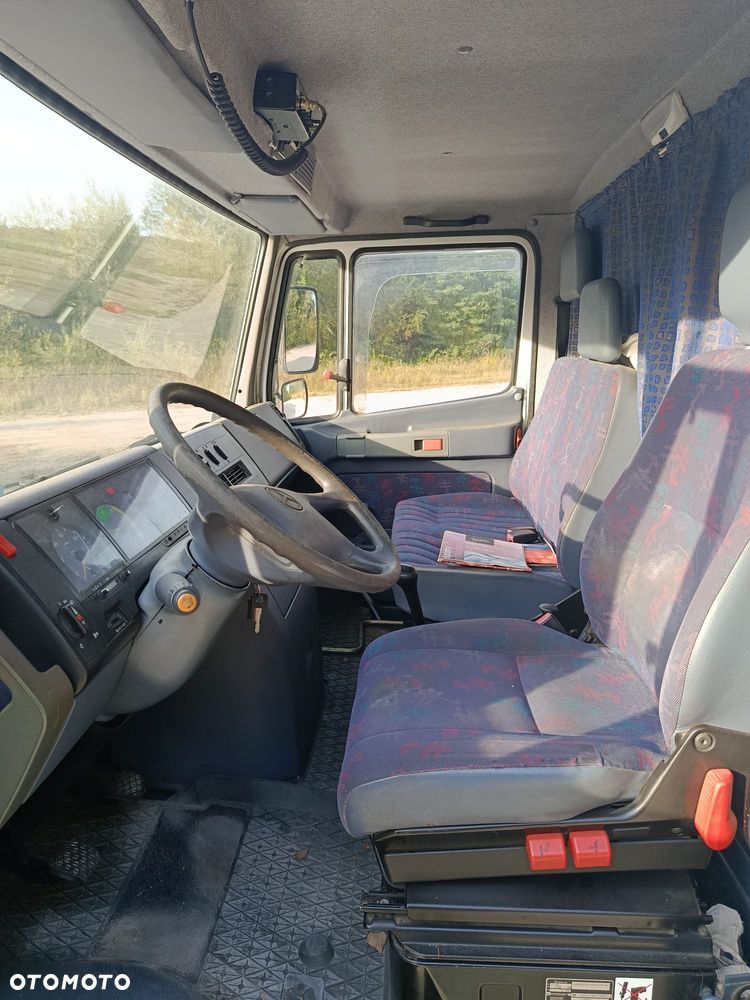 Mercedes-Benz Vario 815 - 5