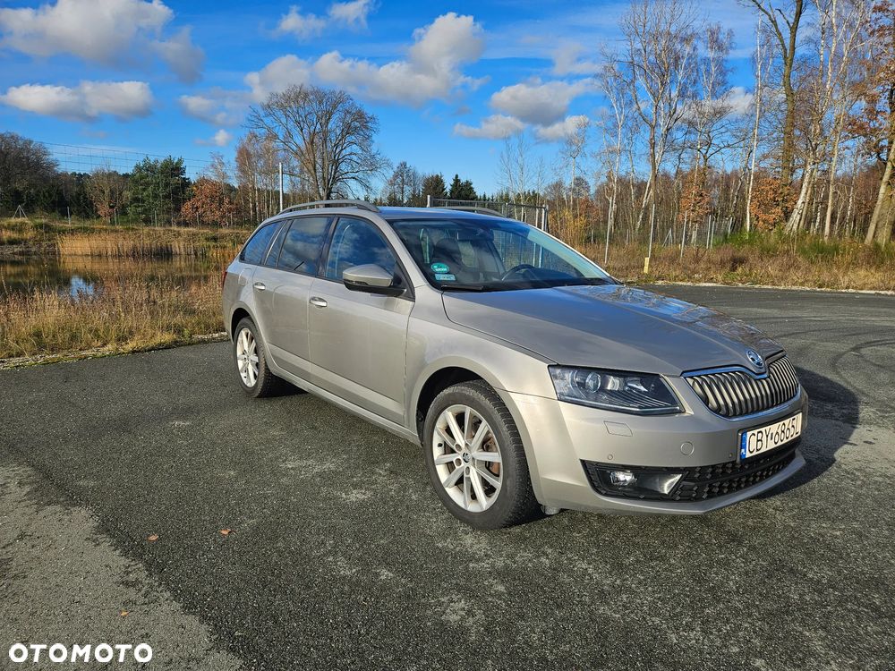 Skoda Octavia 2.0 TDI Ambition DSG - 2